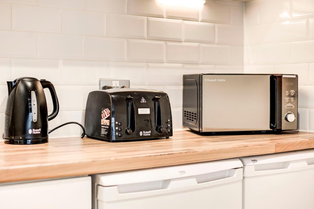 Apartament Lovely 2-bed, Sleeps 6, Near Stratford Station & Abba Voyage,