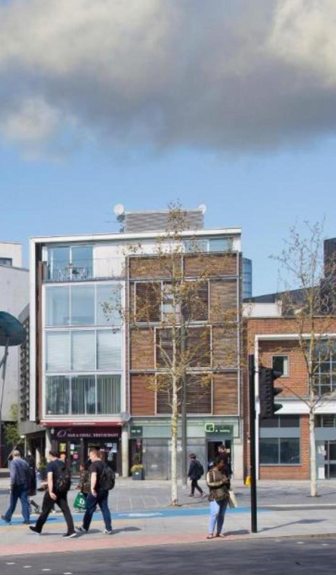 Lovely 2-bed, Sleeps 6, Near Stratford Station & Abba Voyage, Londra